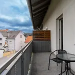 Farawayhomes Studio Graz #10