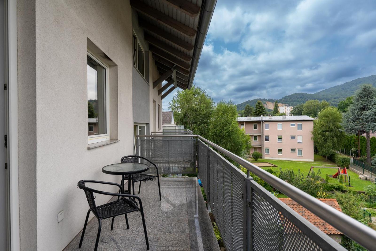 Sonniges Mit Balkon * Graz