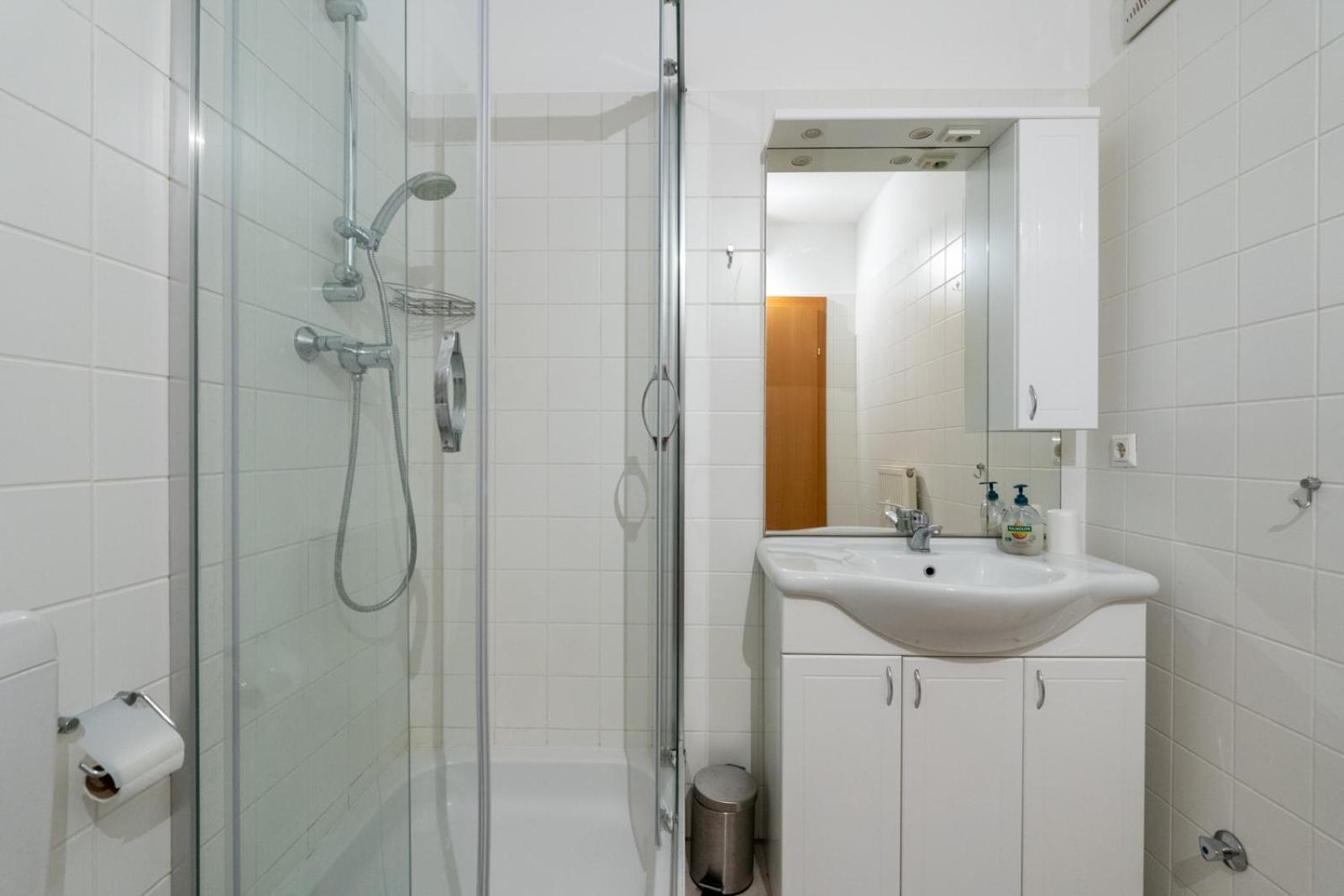 Farawayhomes #10 * Graz